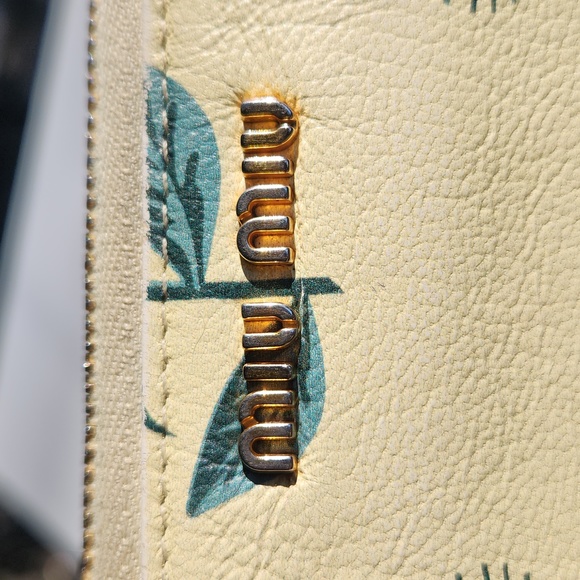 RARE Miu Miu Long Zip Wallet - Madras Print - Yellow with Black Cats - Picture 4 of 16